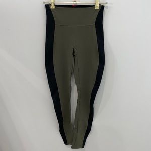 Spanx army green and black legging